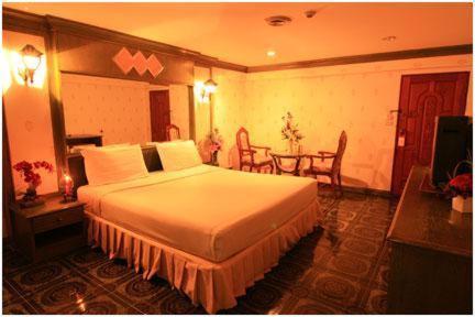 13 Coins Airport Hotel Min Buri 방콕 객실 사진